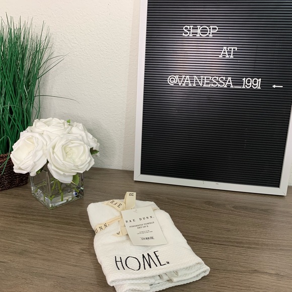 Rae Dunn - 2 hand towels set - HOME. & LOVE.